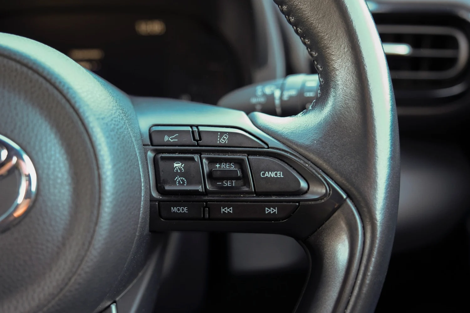2023 Toyota Yaris Cross Hybrid Design Auto for sale at Hofmanns