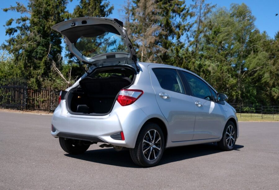 2018 Toyota Yaris 1.5 Hybrid Icon Tech 5dr CVT for sale at Hofmanns
