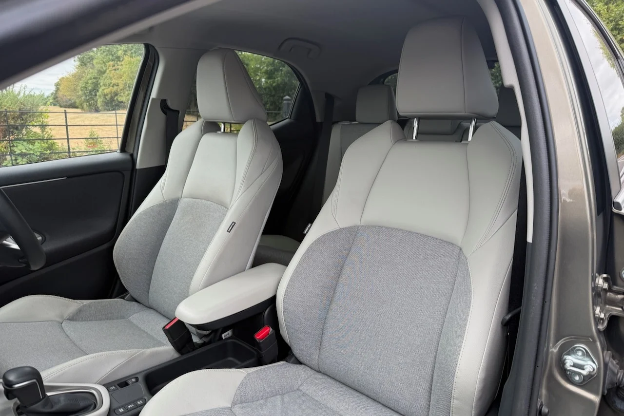 2023 Toyota Yaris 2023 Toyota Yaris Excel HEV CVT | 15,551 Miles | Full Dealership history for sale at Hofmanns