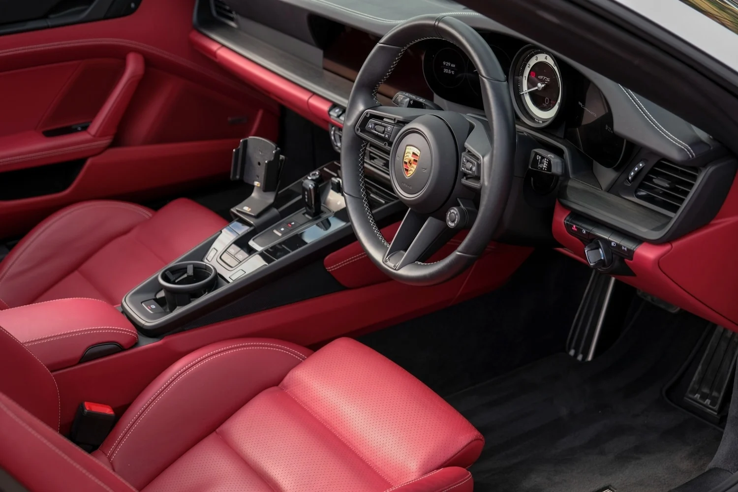 2023 Porsche 911 Carrera GTS Cabriolet - Low mileage for sale at Hofmanns