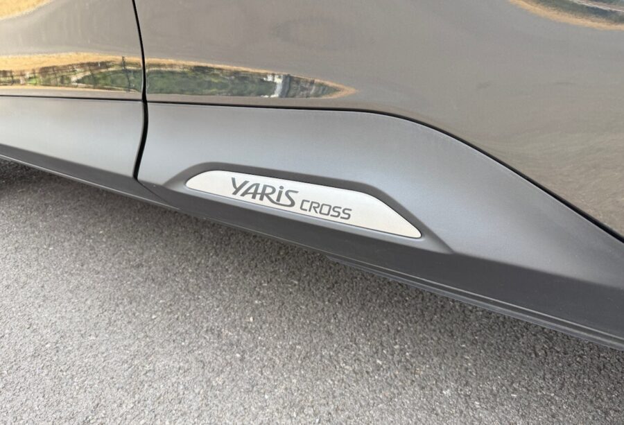 2023 Toyota Yaris Cross 1.5 Hybrid Design 5dr CVT for sale at Hofmanns