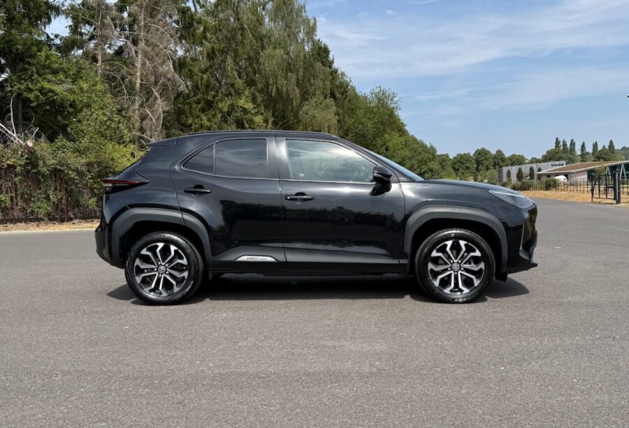 2023 Toyota Yaris Cross 1.5 Hybrid Design 5dr CVT for sale at Hofmanns