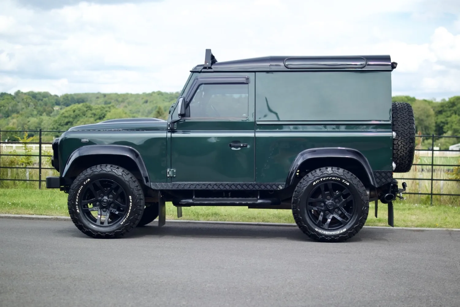 2010 Land Rover Defender Hard Top TDCi for sale at Hofmanns