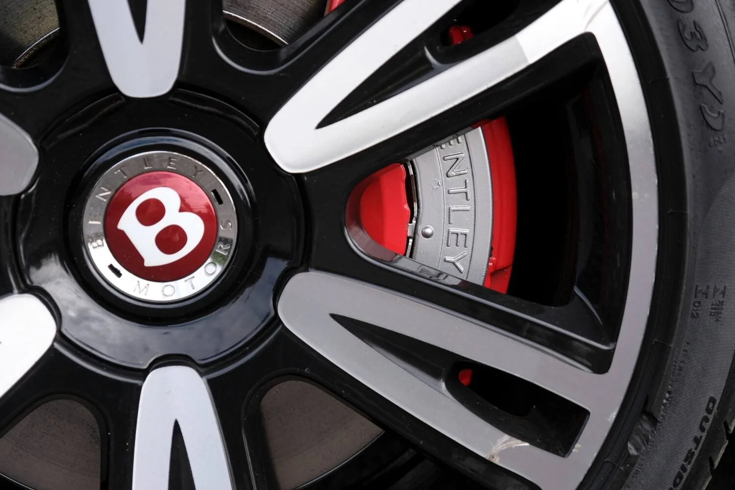 2013 Bentley Continental 4.0 V8 2dr Auto for sale at Hofmanns