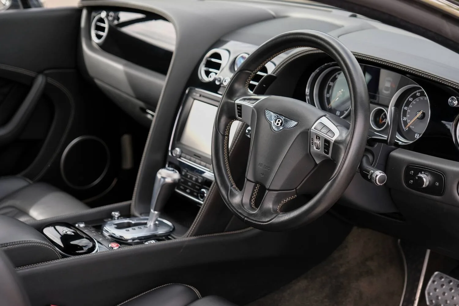 2013 Bentley Continental 4.0 V8 2dr Auto for sale at Hofmanns